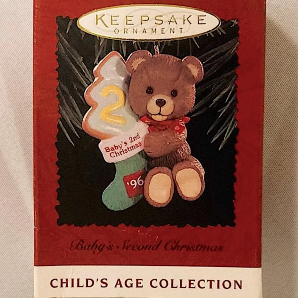 💚 Vintage Hallmark Keepsake ornament Child’s Second Christmas 1996 Teddy Bear
